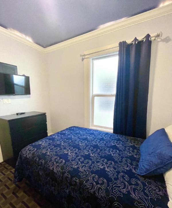 Twin Peaks Hotel image 11