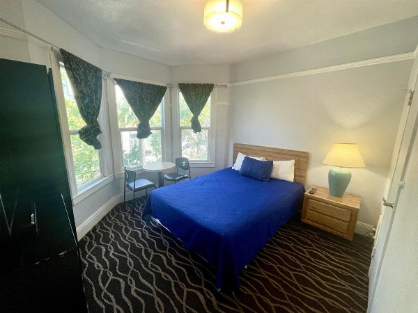 Twin Peaks Hotel image 7